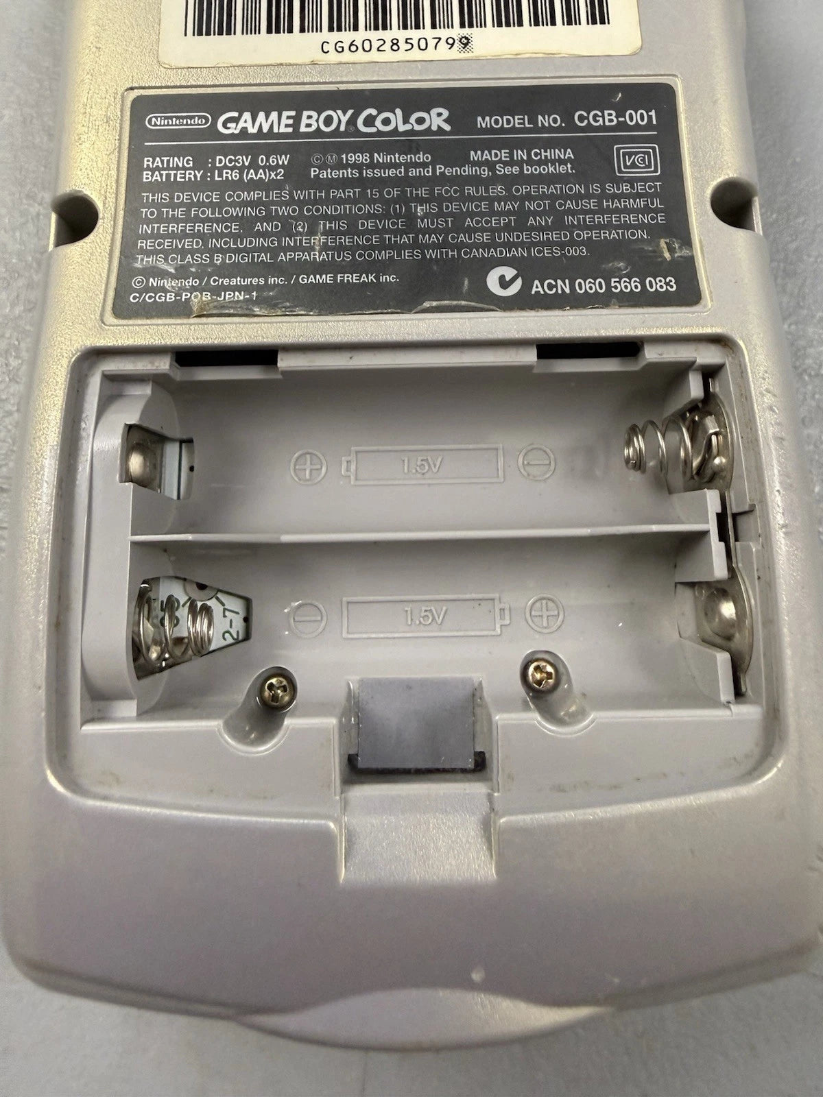 Nintendo GameBoy Color Gold/Silver Pokémon Special Edition