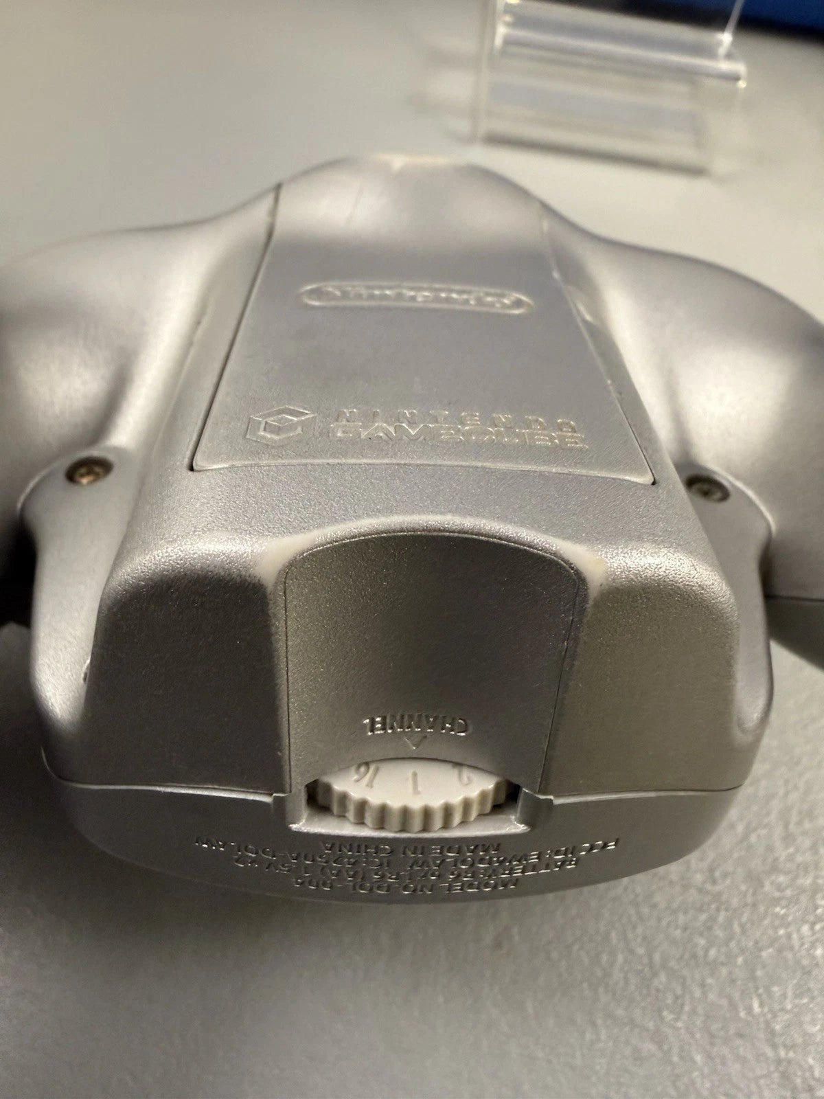 Platinum Nintendo GameCube Wavebird Controller W/ Receiver - DOL-004