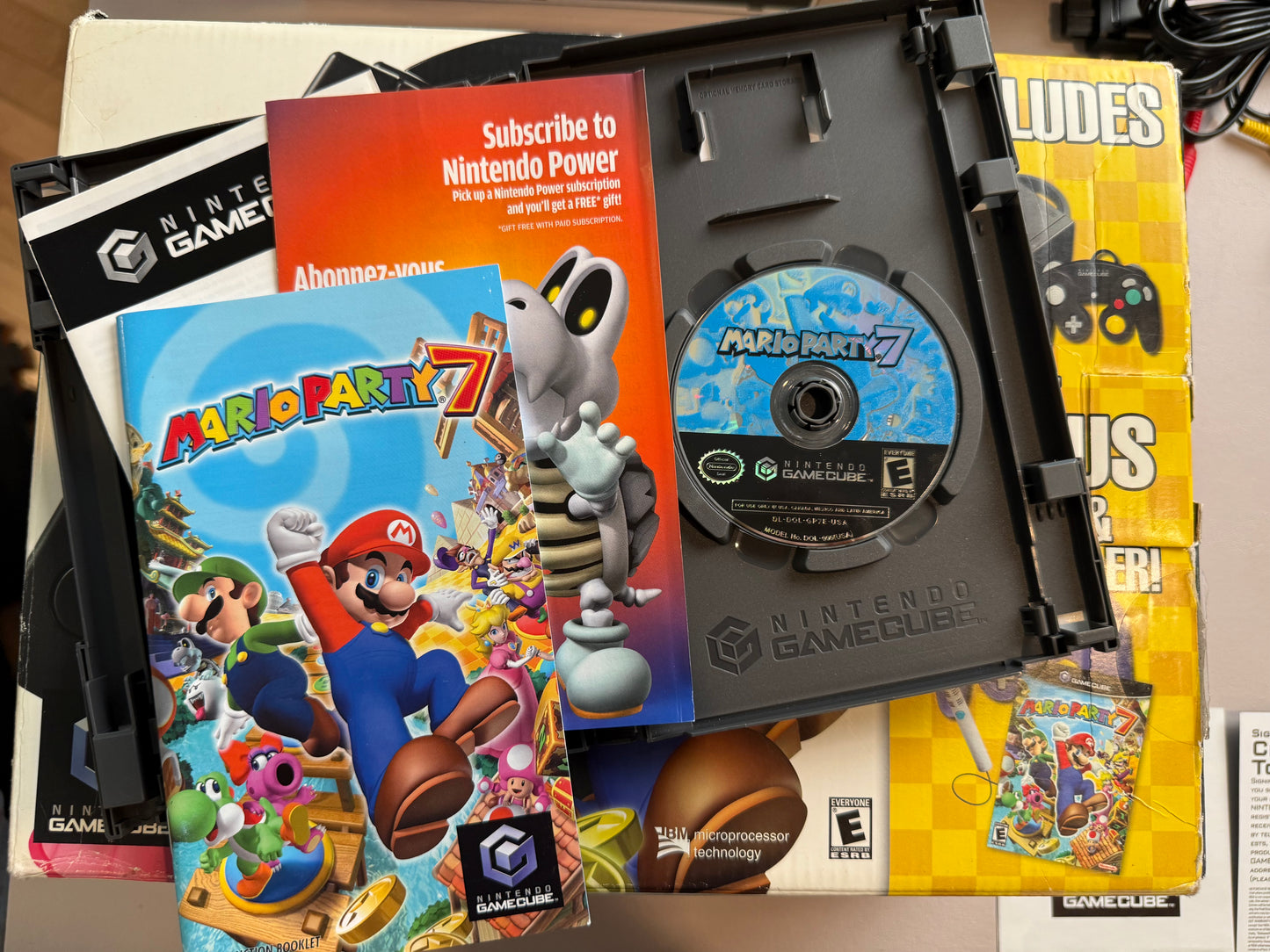 (CIB) Black GameCube System [Mario Party 7 Bundle]
