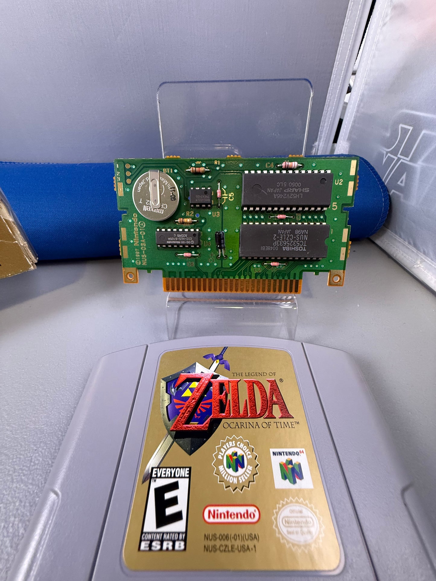 (CIB) Zelda Ocarina of Time [player’s choice]