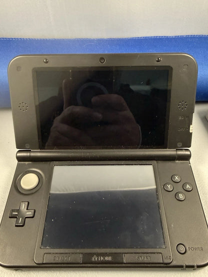 Nintendo 3DS XL Handheld System - Blue/Black W/ Charger