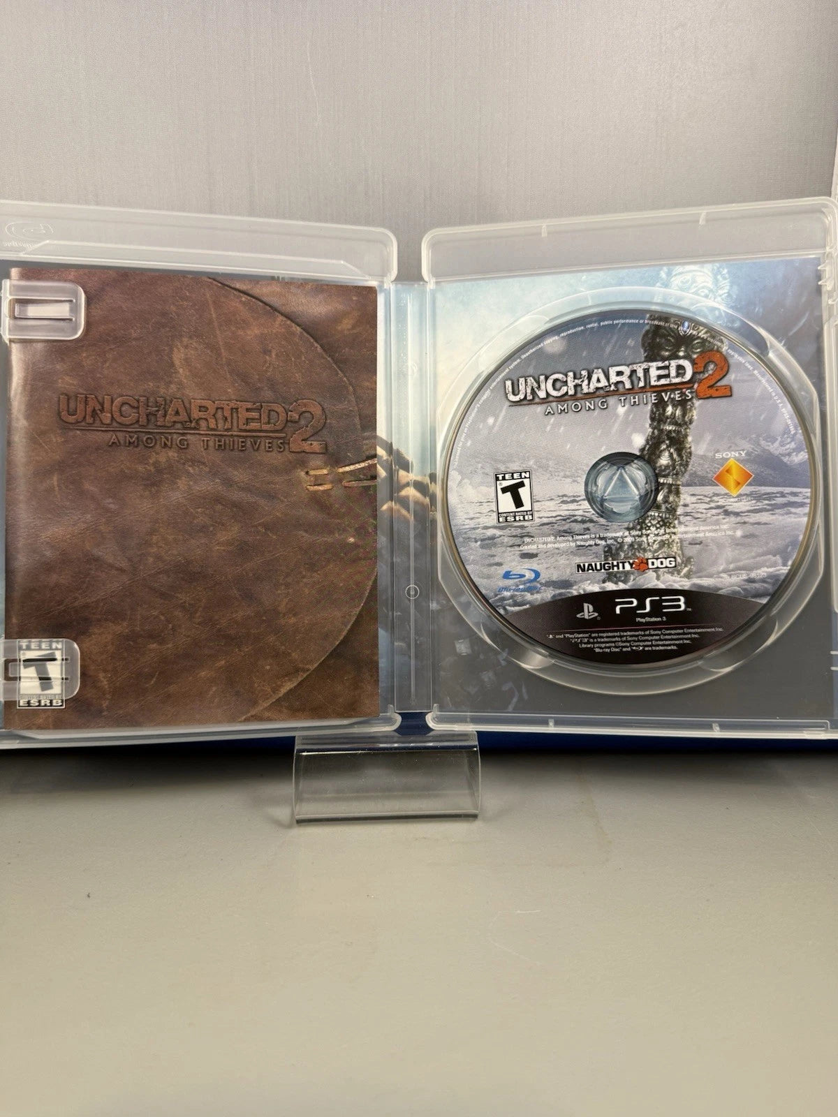 Uncharted 2 Among Thieves (CIB) W/ Reg Card