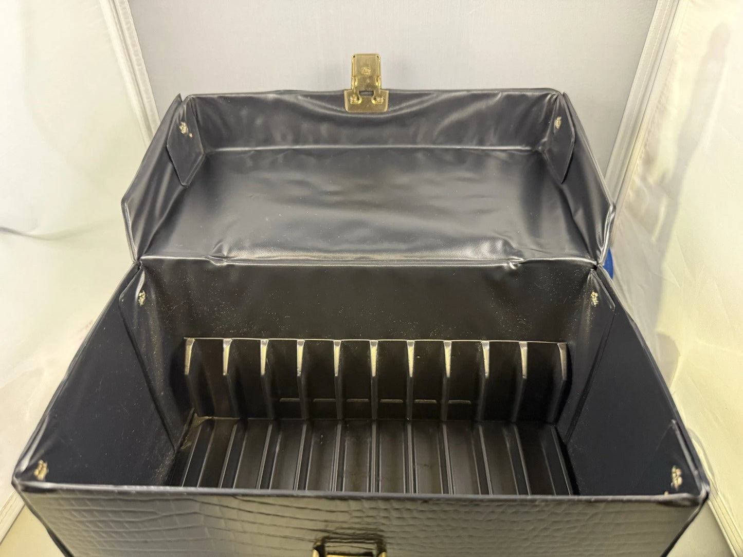 NES 10 Game Cartridge Carrying Case