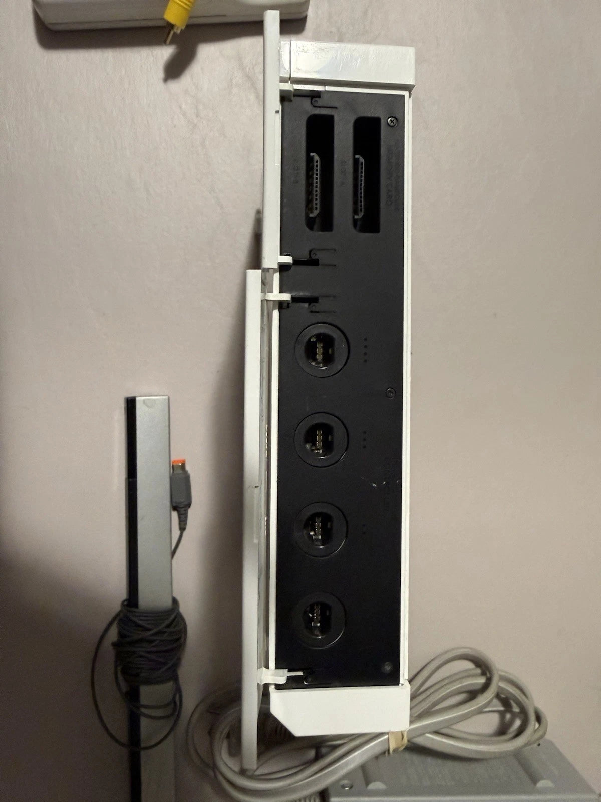 Nintendo Wii W/Controller