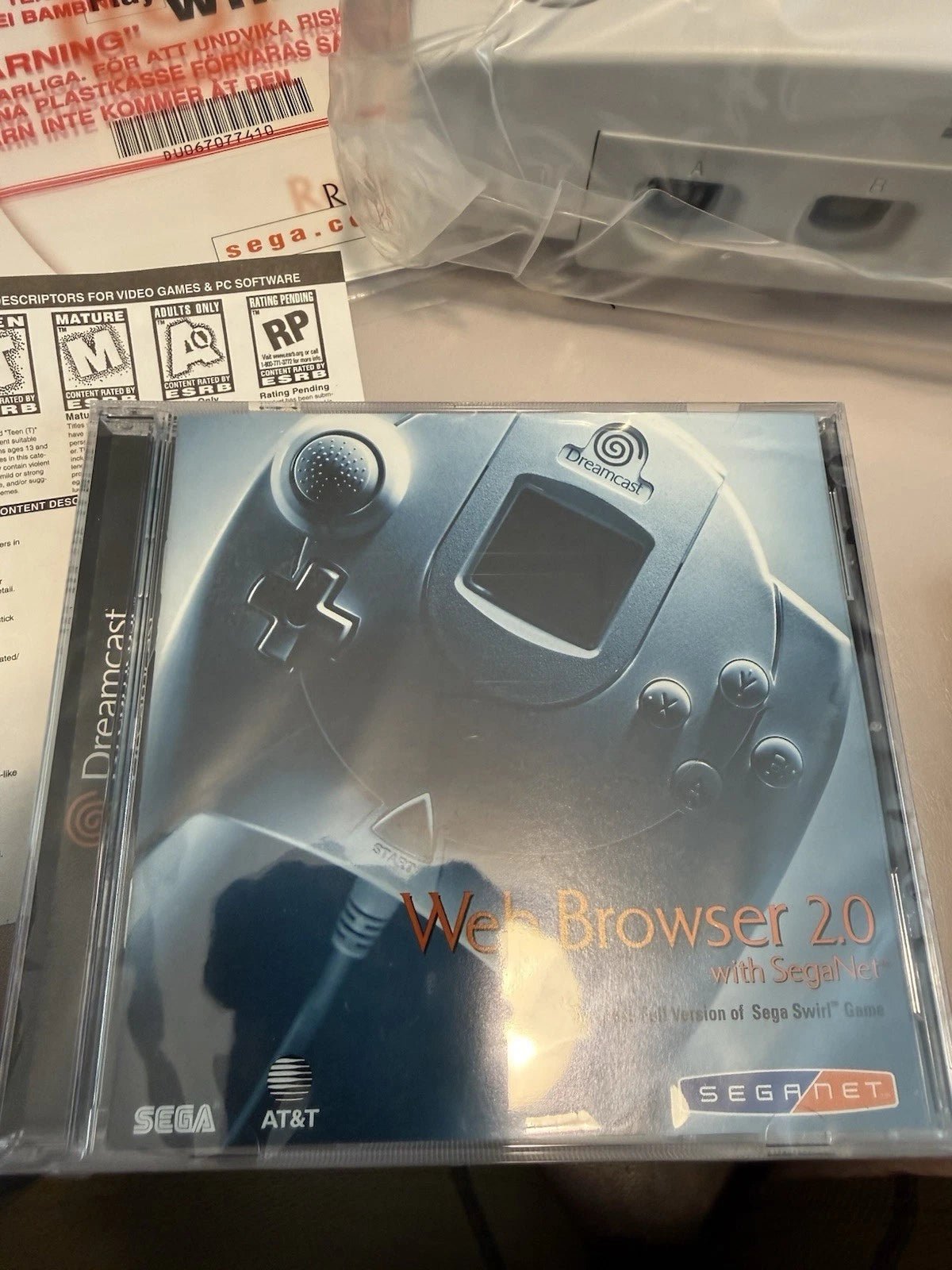 DREAMCAST Gaming System Console HKT-3020 (CIB)