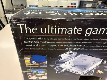 DREAMCAST Gaming System Console HKT-3020 (CIB)