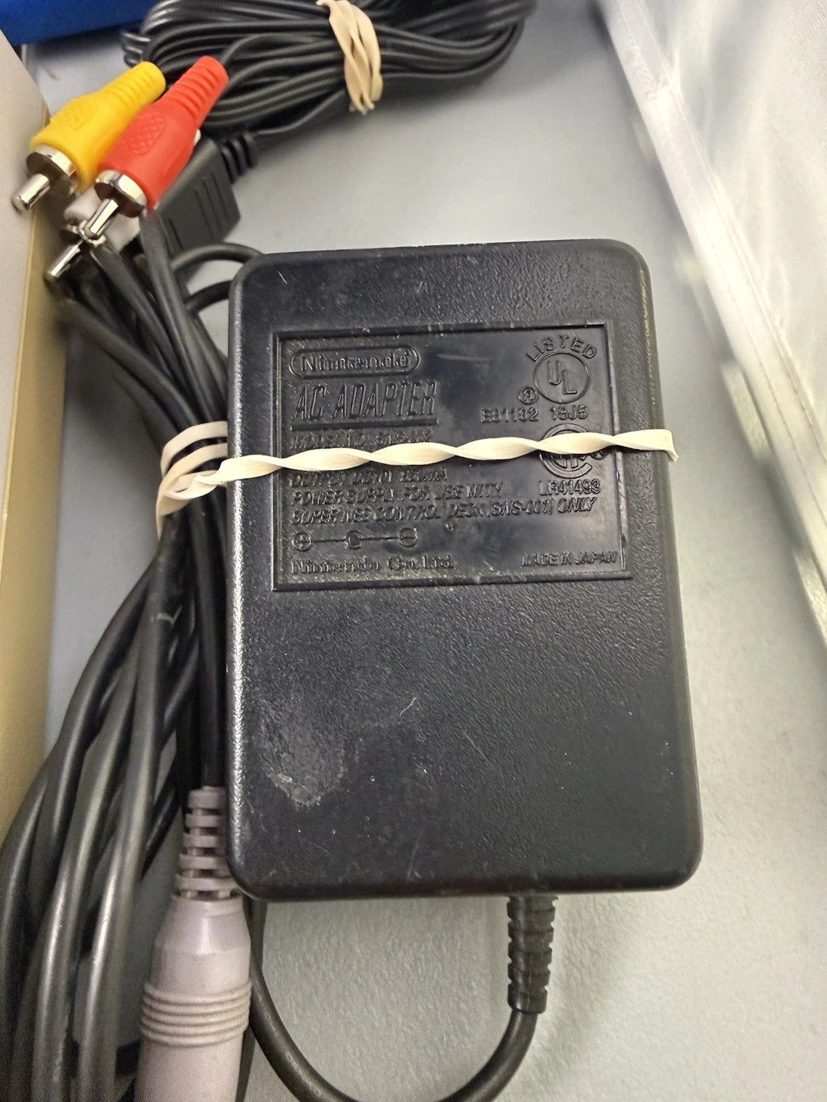 Super Nintendo SNES W/ Controller