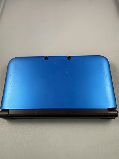 Nintendo 3DS XL Handheld System - Blue/Black W/ Charger