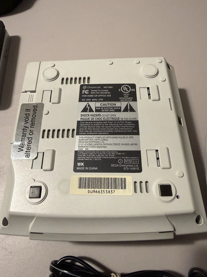 Dreamcast Console W/Controller HKT-3020