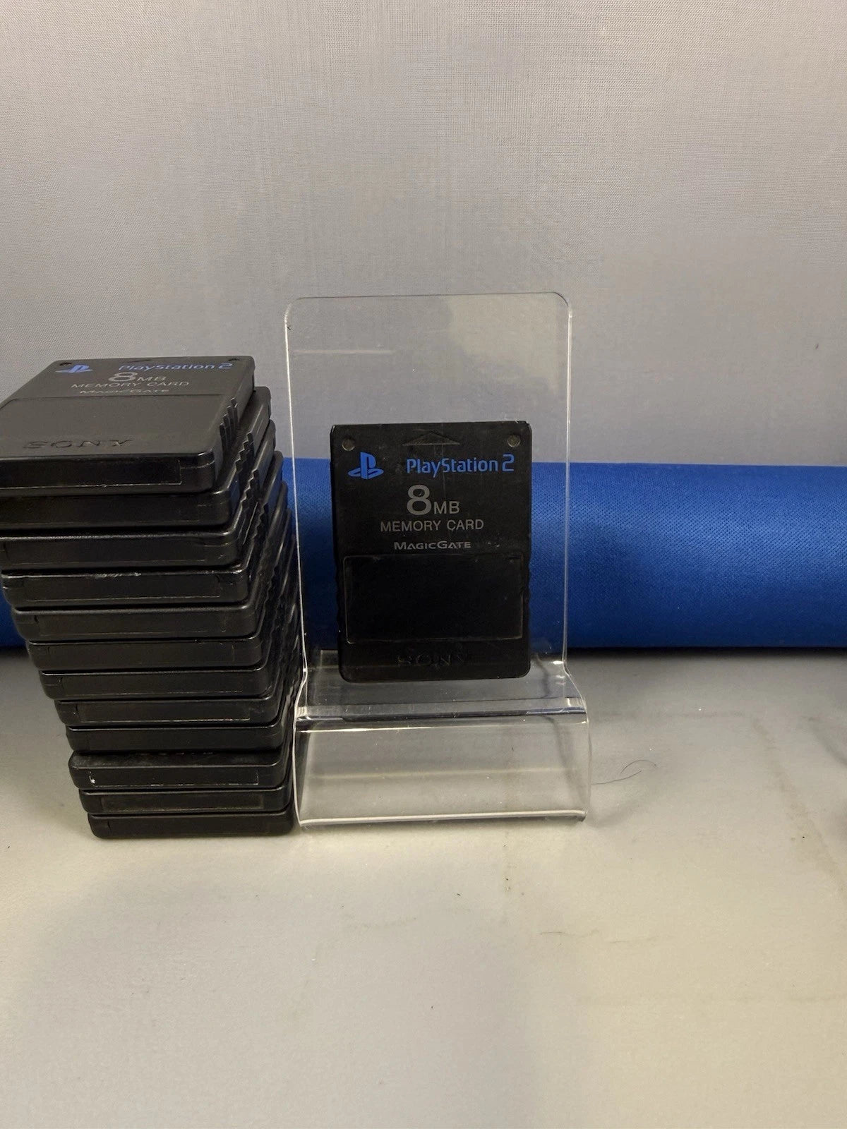 Single MagicGate 8mb Memory Card