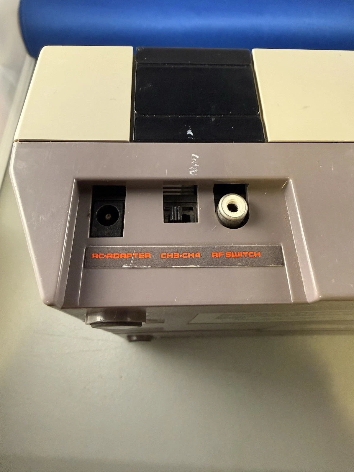 Nintendo NES console + New 72 Pin Connector