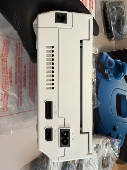 DREAMCAST Gaming System Console HKT-3020 (CIB)
