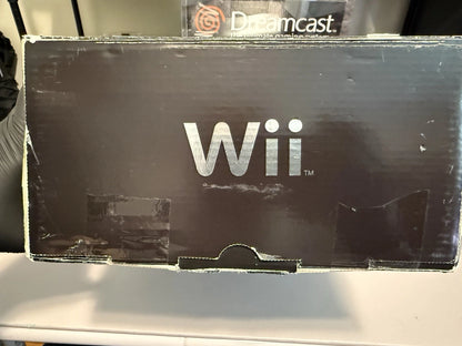 Wii w/ Wii Sports & Wii Sports Resort Bundle (CIB)