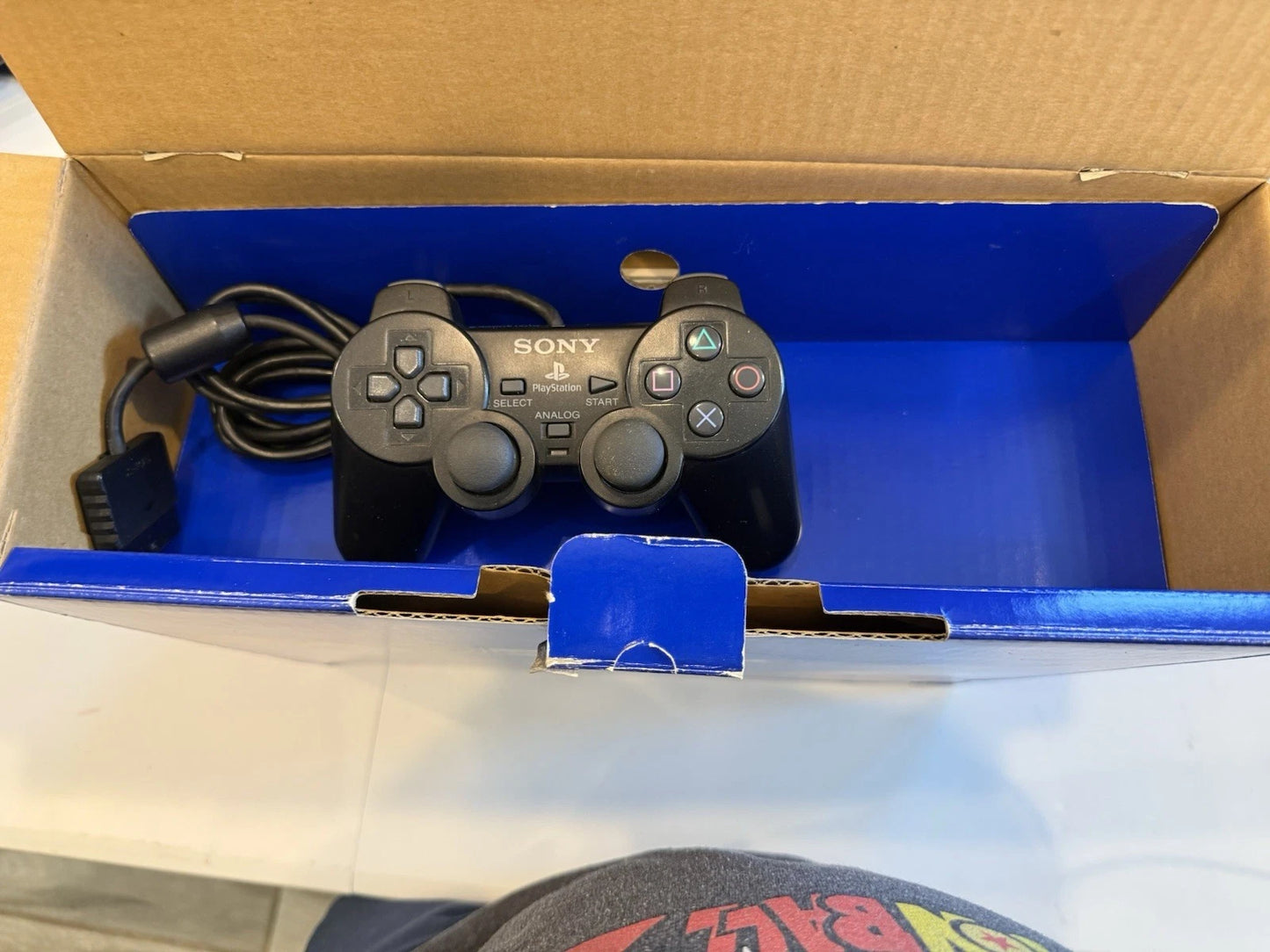 Sony PlayStation 2 Console SCPH-30001 (CIB)