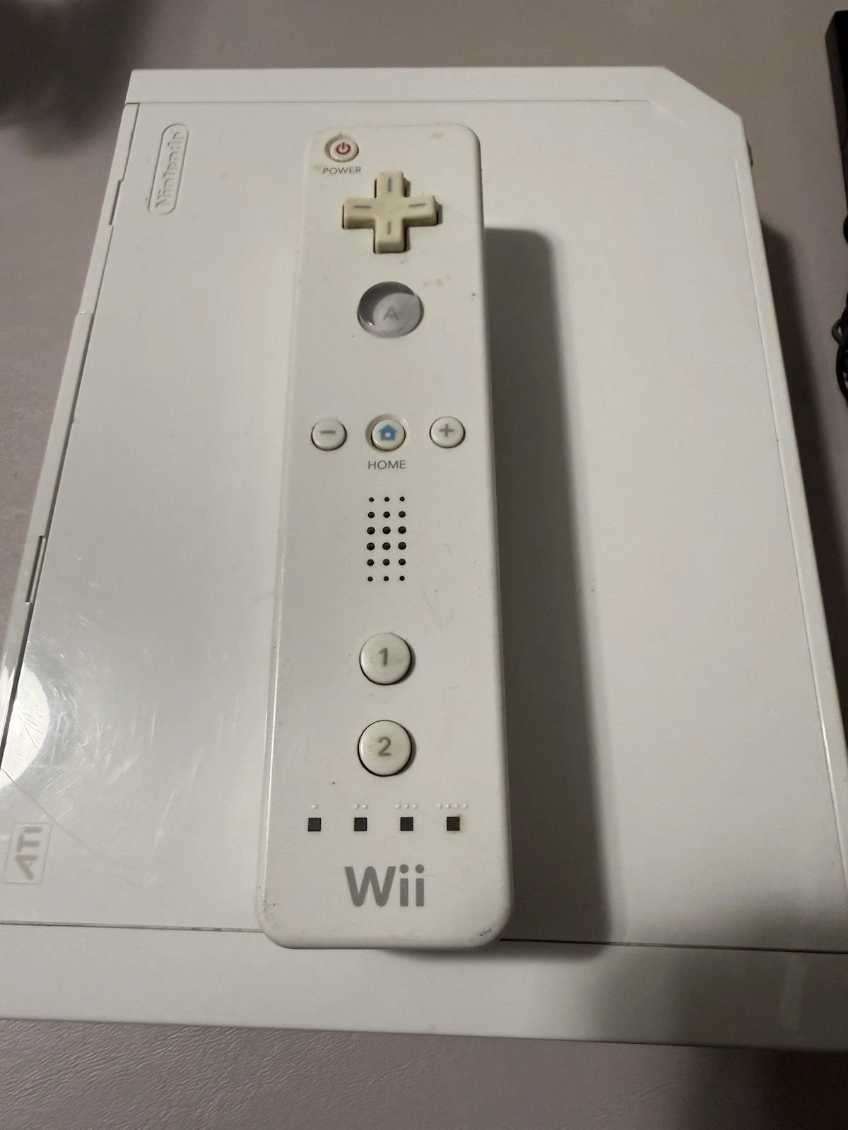 Nintendo Wii W/Controller