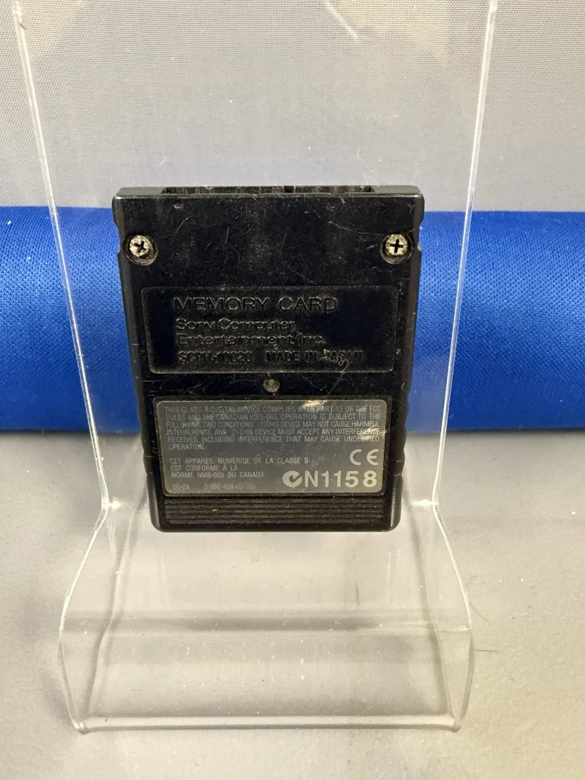 Single MagicGate 8mb Memory Card