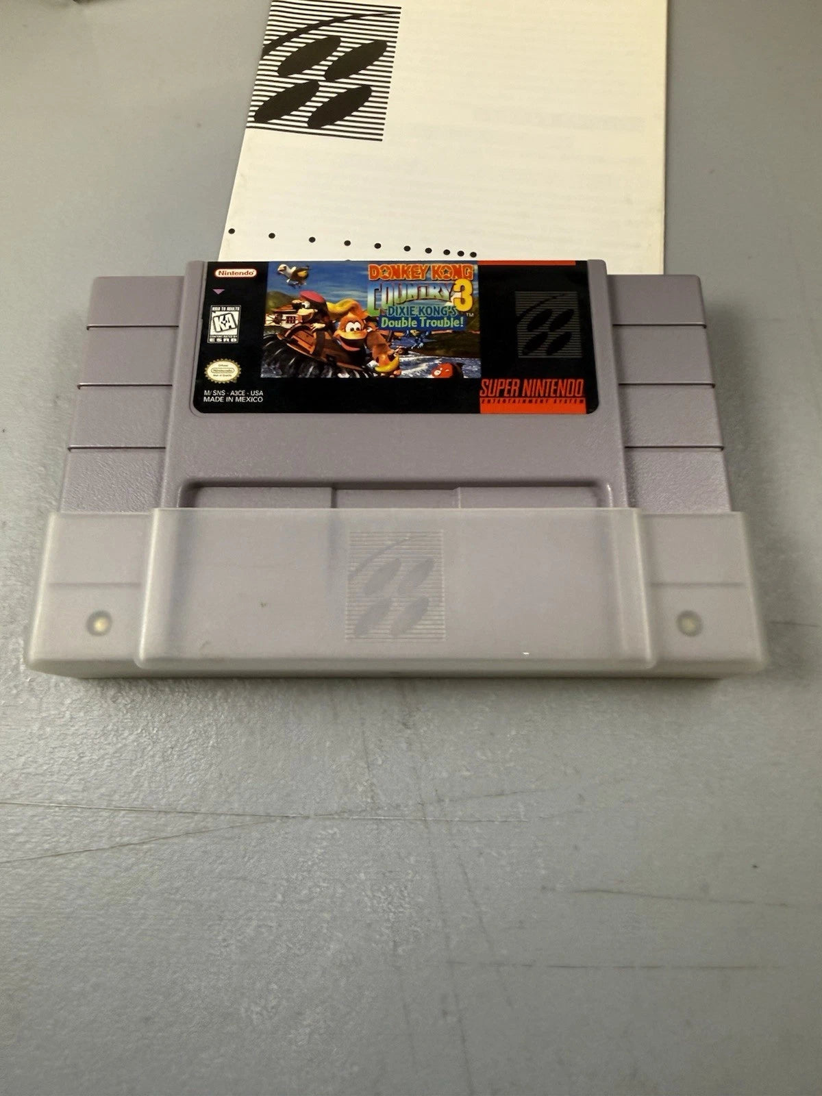 Donkey Kong Country 3 Dixie Kong's Double Trouble W/Box