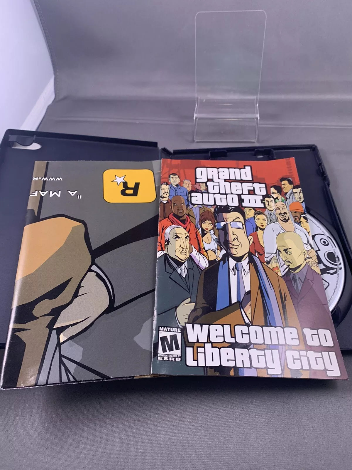 (CIB) Grand Theft Auto III w/ & Map