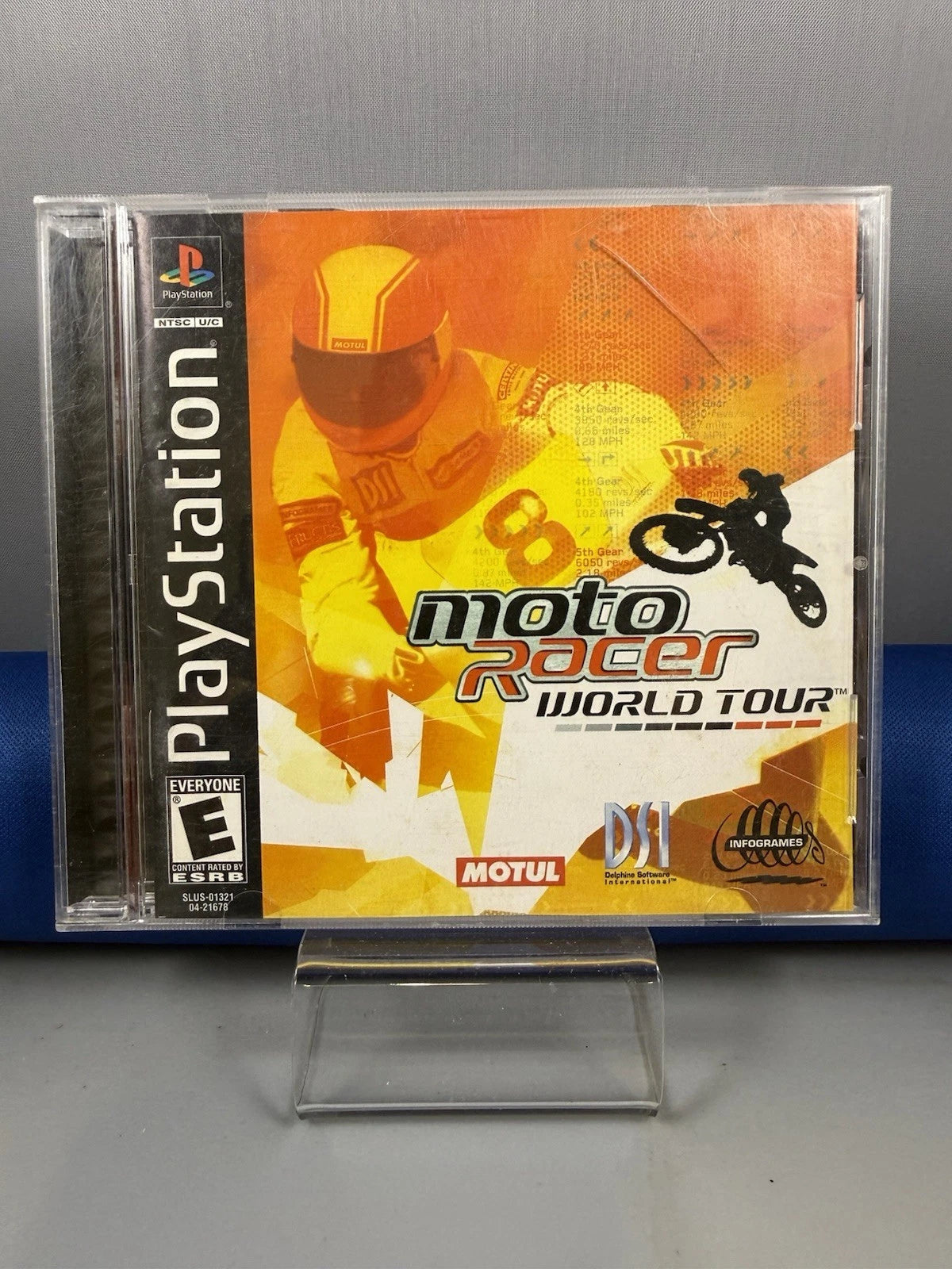 Moto Racer: World Tour (CIB, Reg Card)