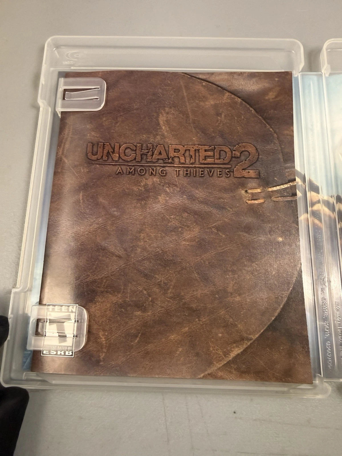 Uncharted 2 Among Thieves (CIB) W/ Reg Card