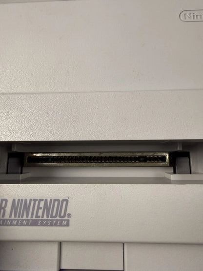 Super Nintendo SNES W/ Controller