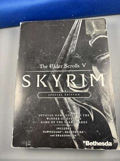 The Elder Scrolls V: Skyrim Special Edition Strategy Guide w/ Poster