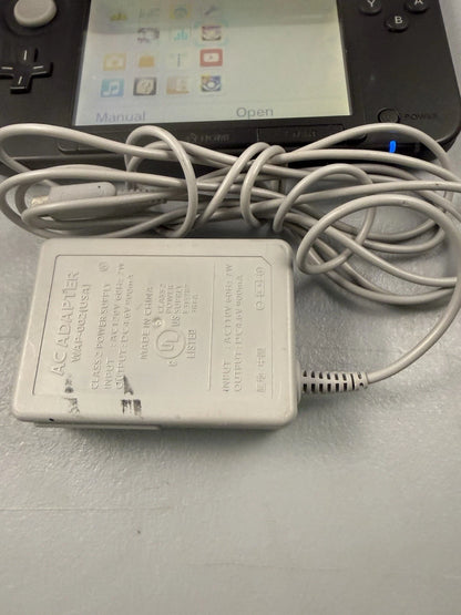 Nintendo 3DS XL Handheld System - Blue/Black W/ Charger