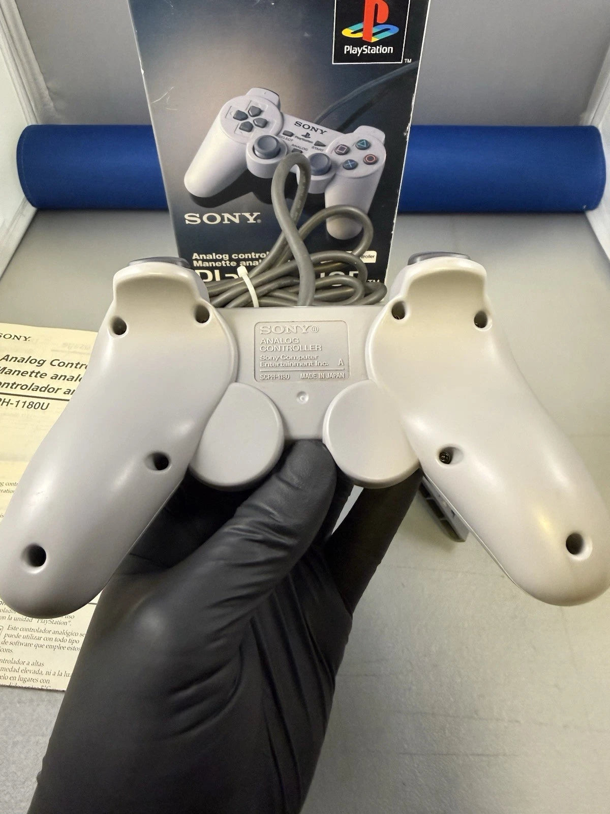 Concave DualShock Controller SCPH-1180 (CIB)