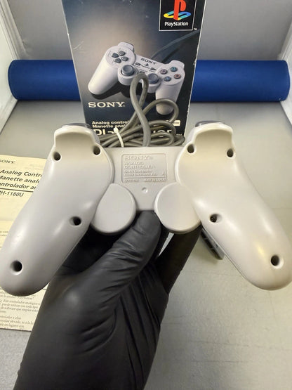 Concave DualShock Controller SCPH-1180 (CIB)