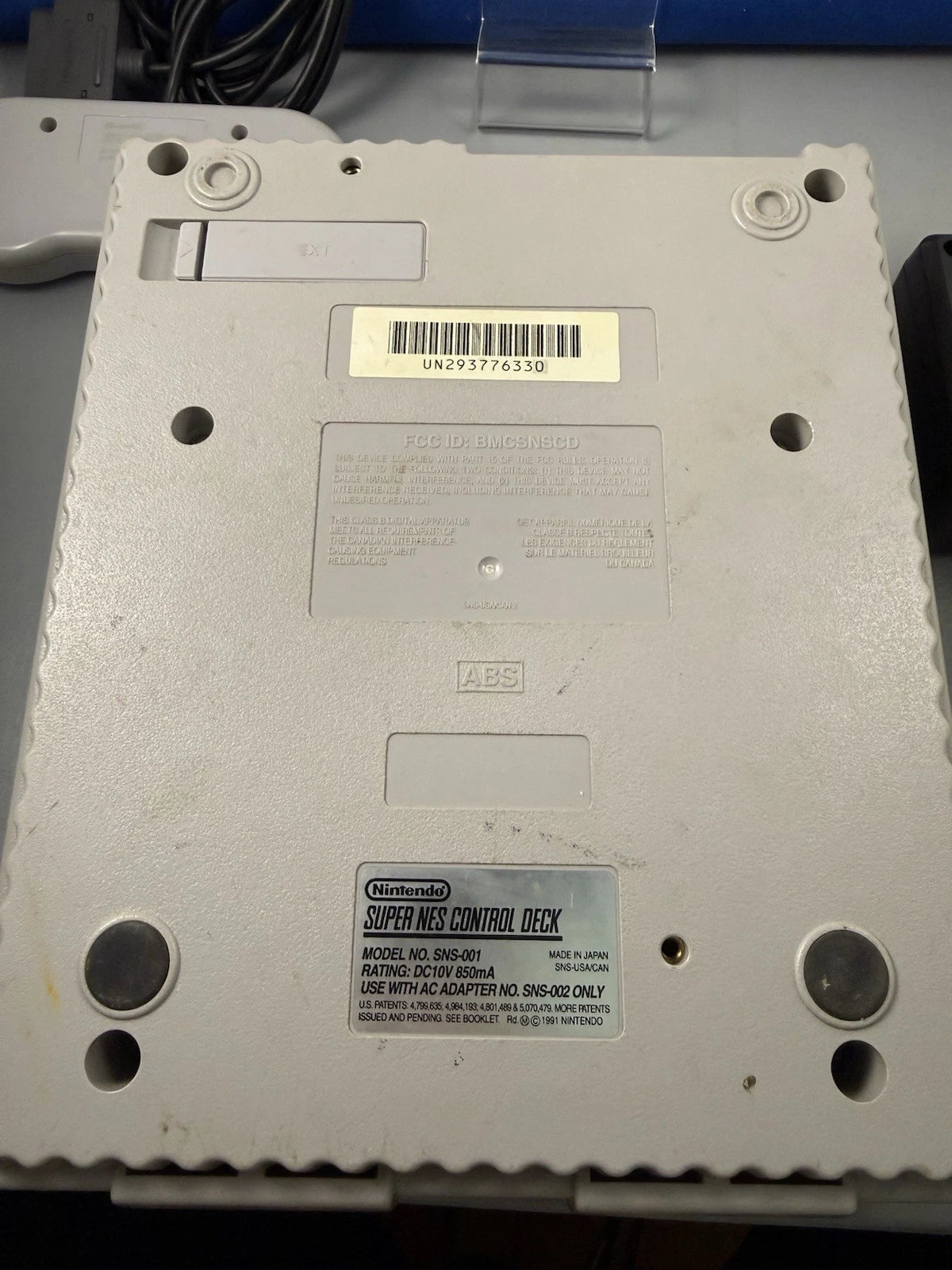 Super Nintendo SNES W/ Controller