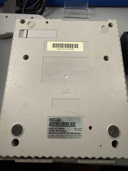 Super Nintendo SNES W/ Controller